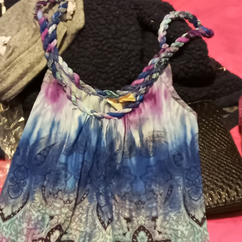 Pretty tank